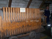 v032.jpg
