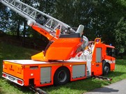 y017.jpg