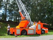 y018.jpg