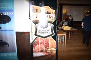 a086.jpg